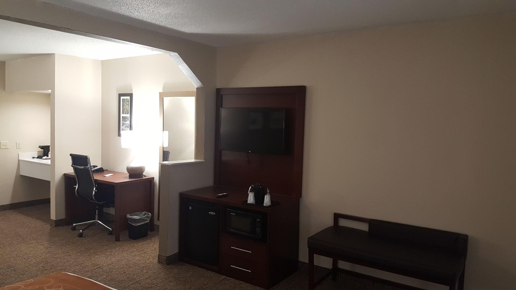 Comfort Suites Knoxville Airport Алкоа Экстерьер фото