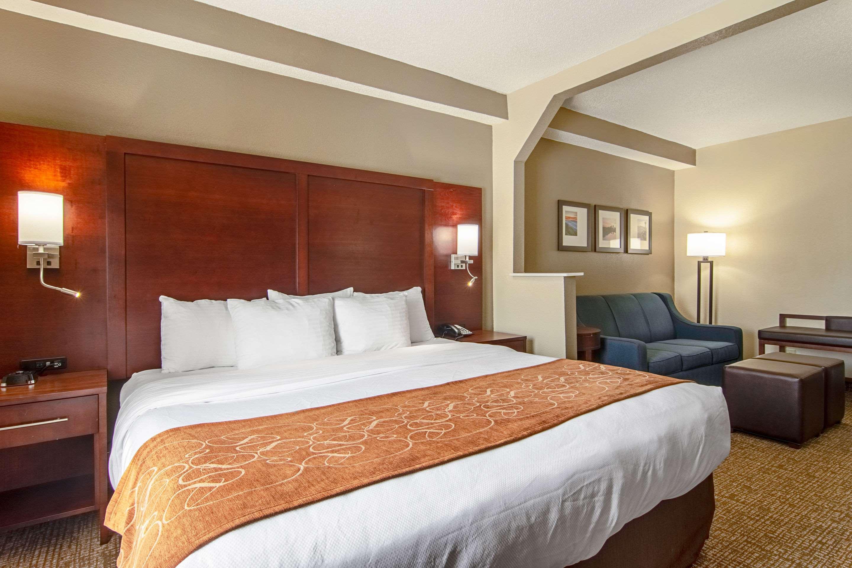 Comfort Suites Knoxville Airport Алкоа Экстерьер фото