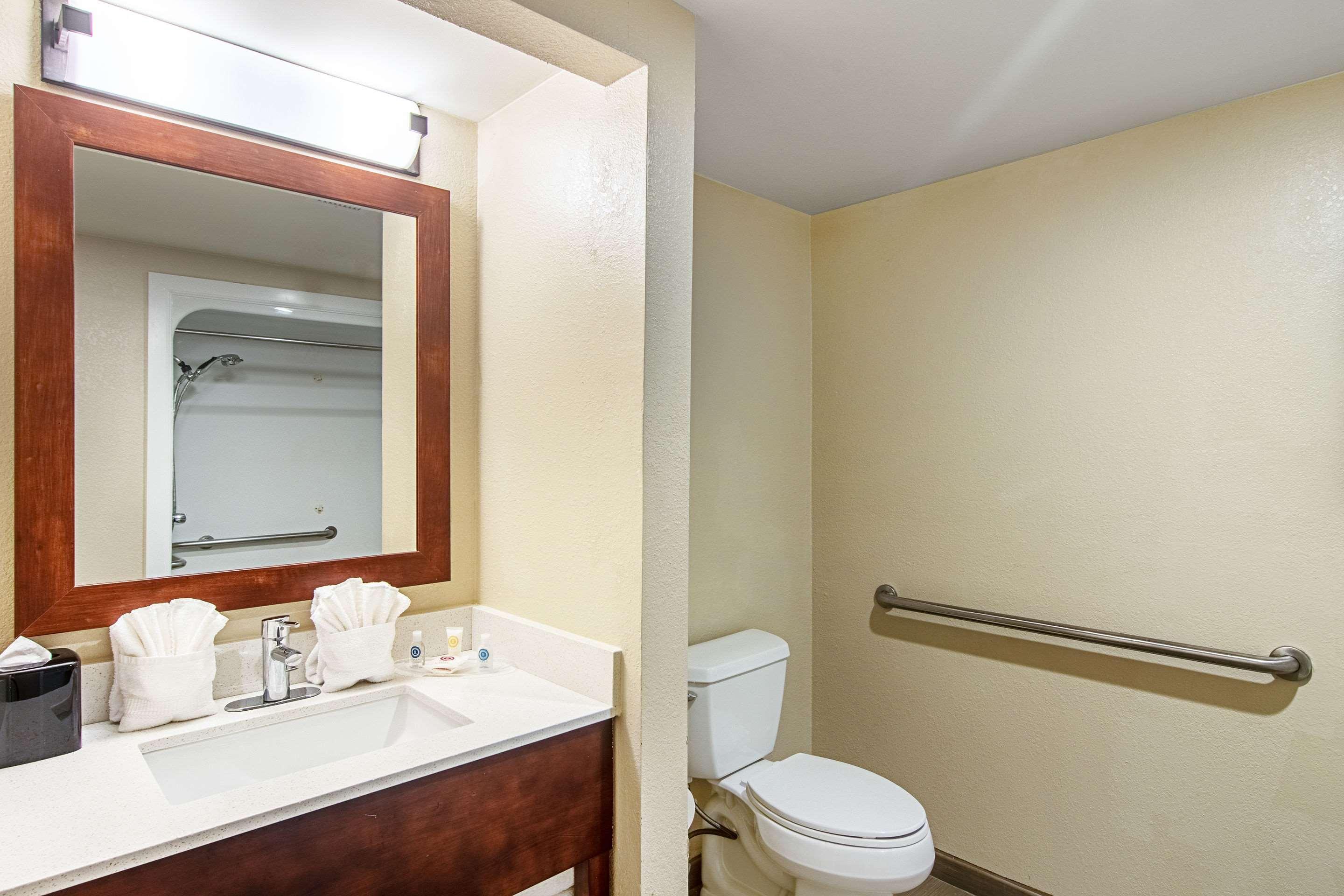Comfort Suites Knoxville Airport Алкоа Экстерьер фото