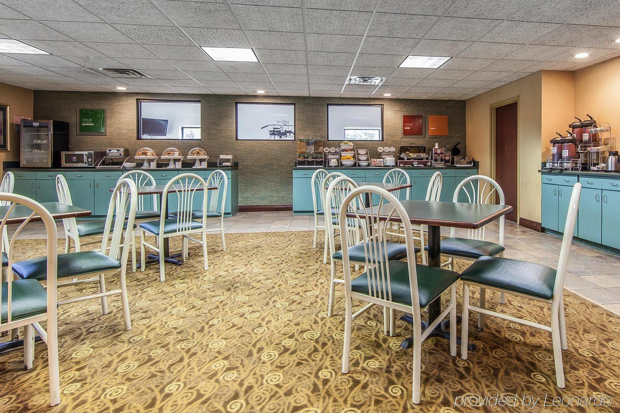 Comfort Suites Knoxville Airport Алкоа Экстерьер фото